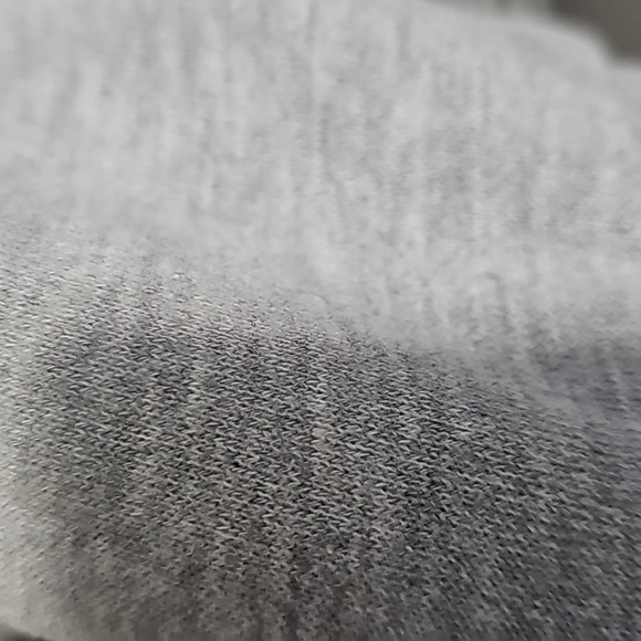 NWOT  SWEATER WITH WHEETACH LIPS - Picture 4 of 8